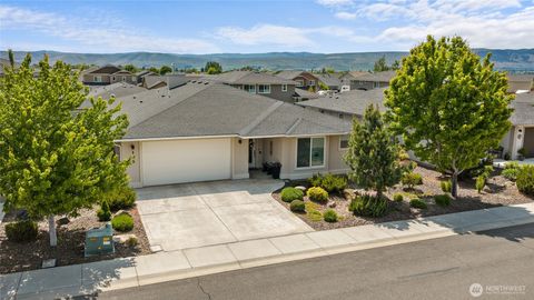 Photo of 106 E Chason, Ellensburg, WA 98926 (MLS # 2527950)