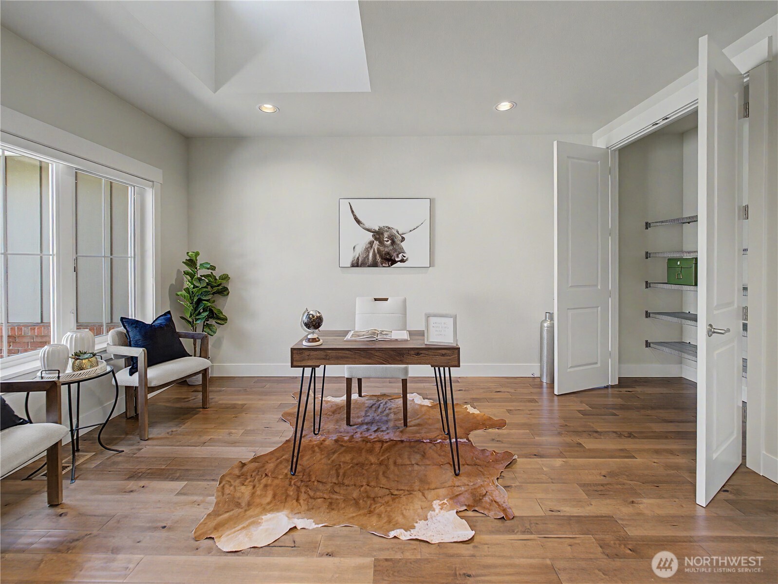 3284 Meadow Park Avenue