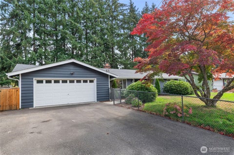 Photo of 2300 Larch Street SE, Lacey, WA 98503 (MLS # 2589551)