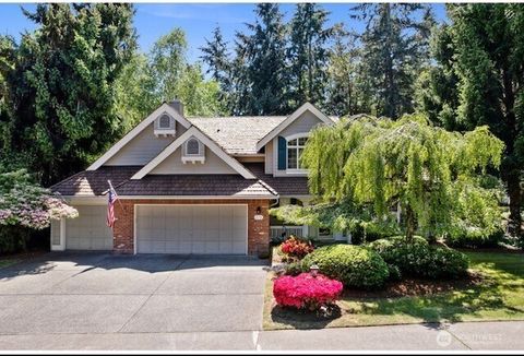 Photo of 2106 28th Street Ct NW, Gig Harbor, WA 98335 (MLS # 2520899)