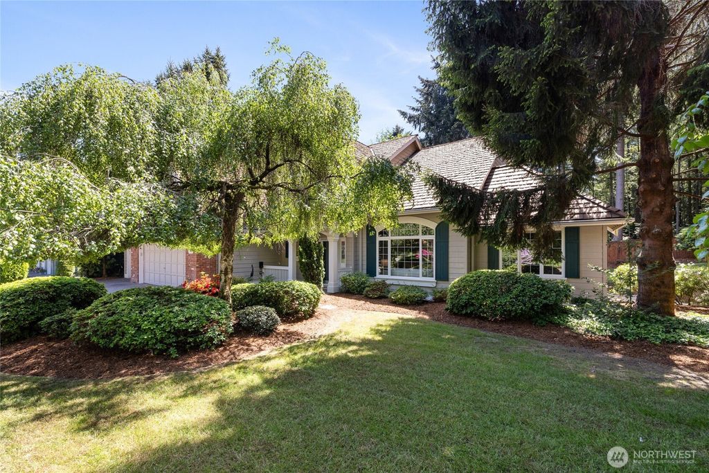 Photo of 2106 28th Street Ct NW, Gig Harbor, WA 98335 (MLS # 2520899)