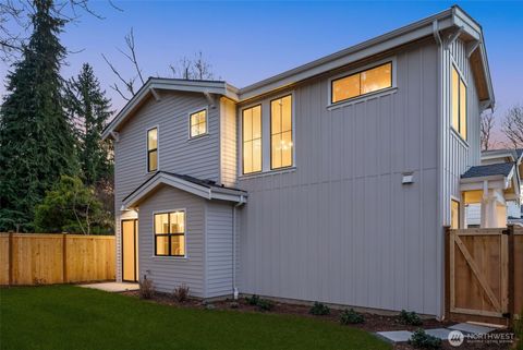 Photo of 10618 NE 54th Lane, Kirkland, WA 98033 (MLS # 2478558)