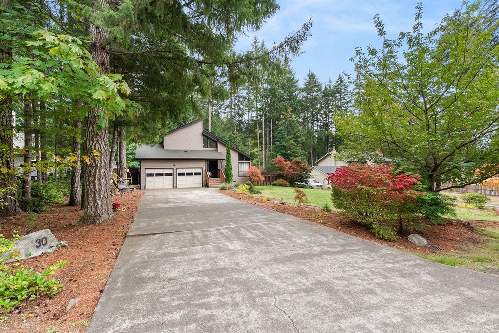 Photo of 30 SE Shadowood Drive, Shelton, WA 98584 (MLS # 2594896)