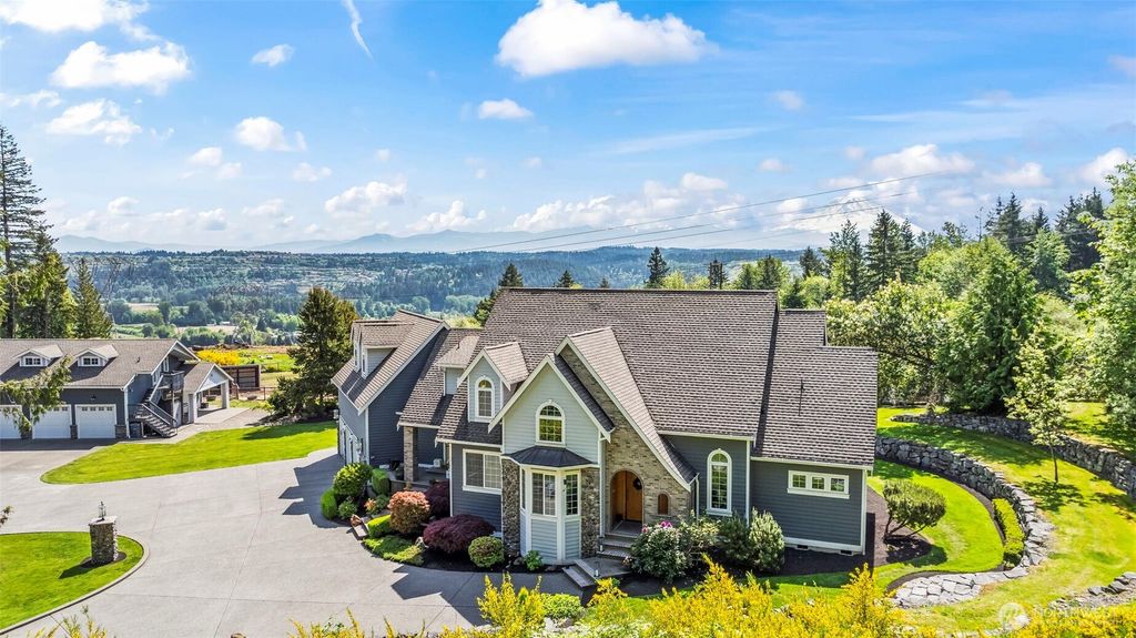 Photo of 14028 104th Street Ct E, Puyallup, WA 98374 (MLS # 2501947)