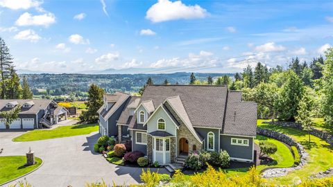 Photo of 14028 104th Street Ct E, Puyallup, WA 98374 (MLS # 2501947)