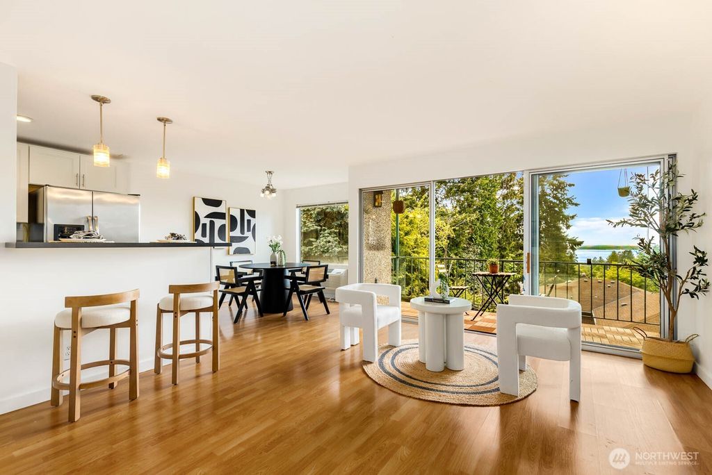 listing image 9367430020750211375