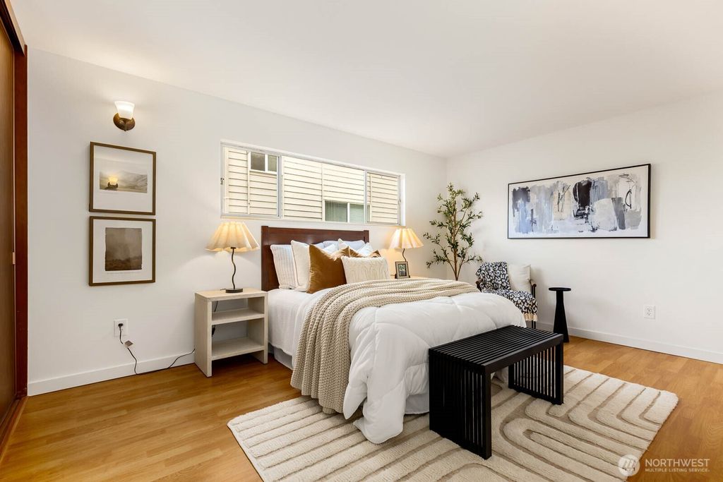 listing image 9366986542972522445