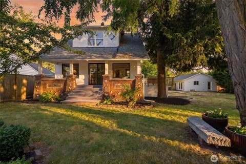 Photo of 4008 31st Avenue S, Seattle, WA 98108 (MLS # 2553592)
