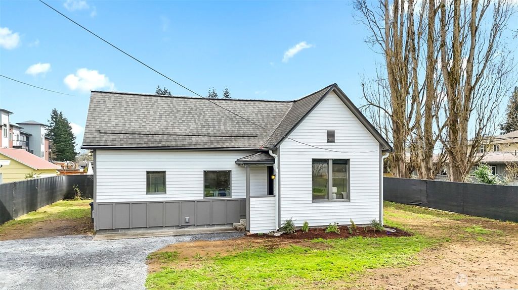 Photo of 1238 Ash Avenue, Marysville, WA 98270 (MLS # 2354756)