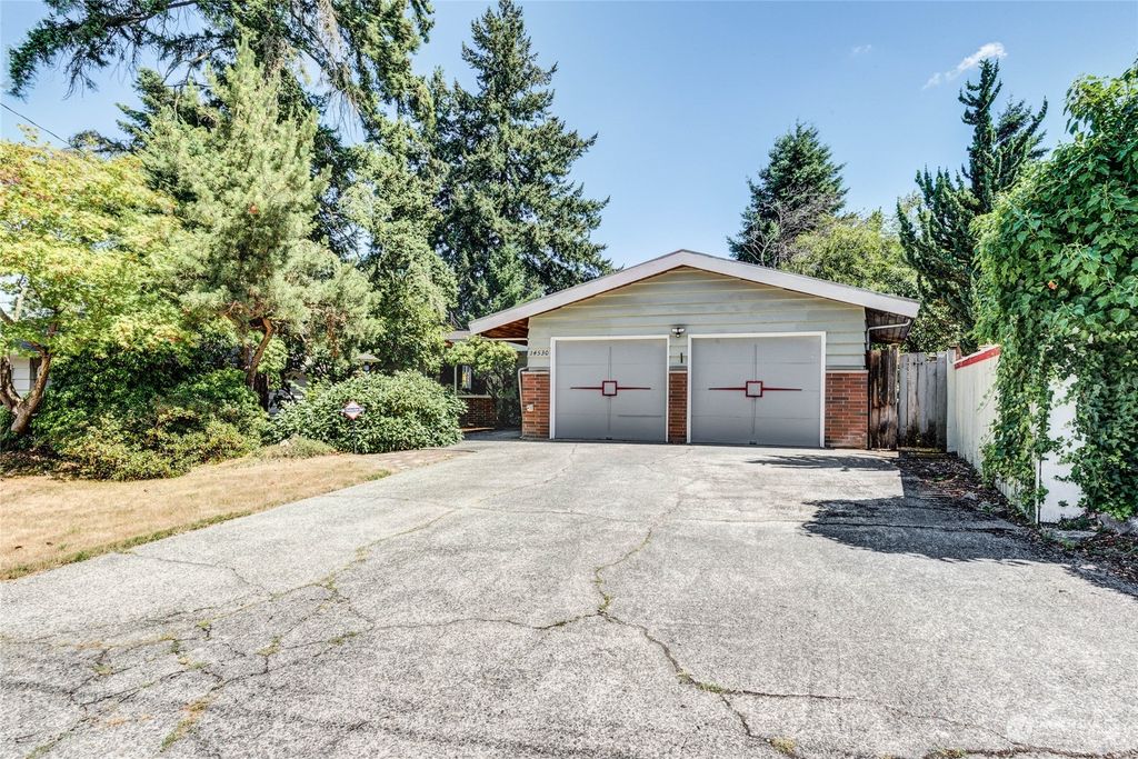 Photo of 14530 Burke Avenue N, Shoreline, WA 98133 (MLS # 2144513)
