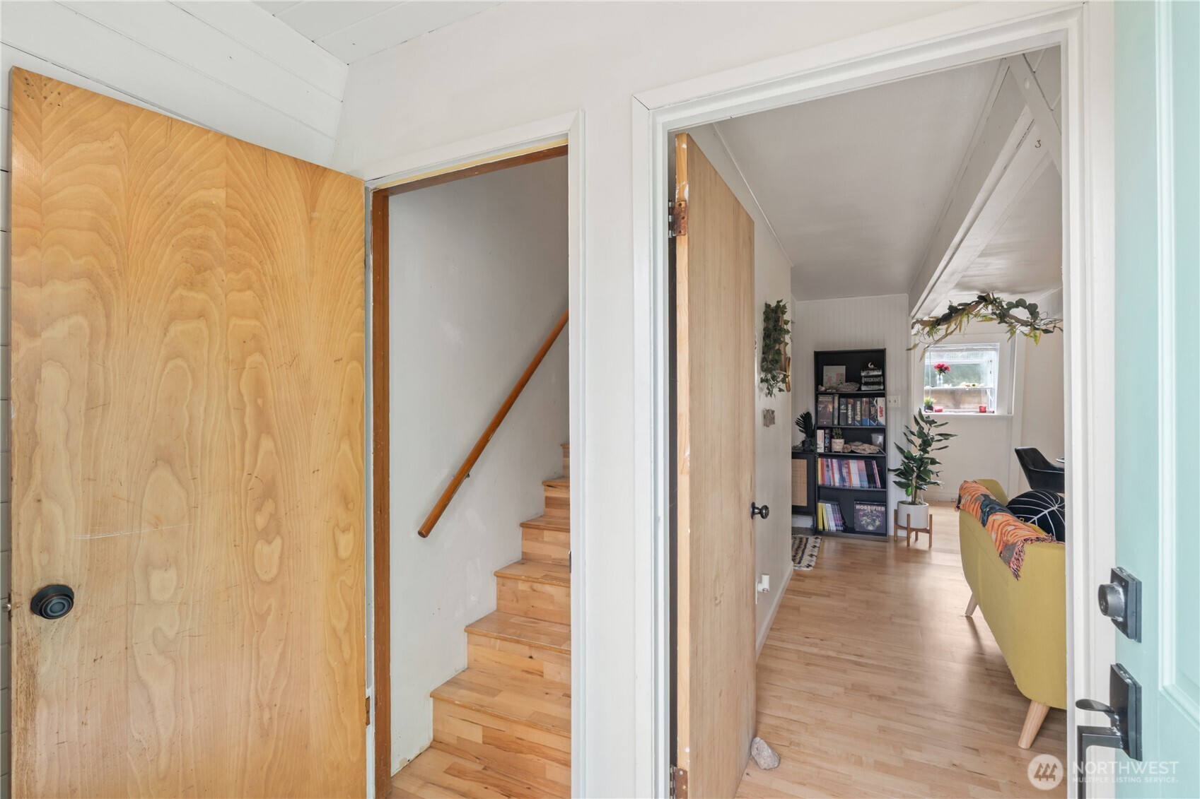 101 N Oar Loop NW