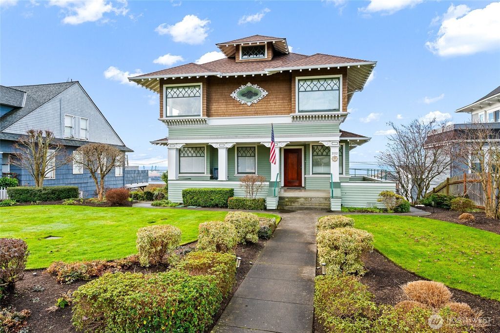 Photo of 2112 Rucker Avenue #6, Everett, WA 98201 (MLS # 2469725)