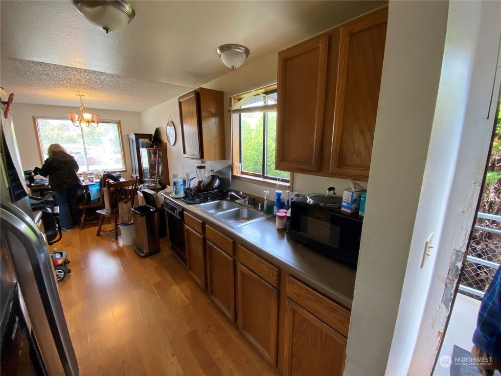 Photo of 8856 18th Avenue SW, Seattle, WA 98106 (MLS # 2182464)