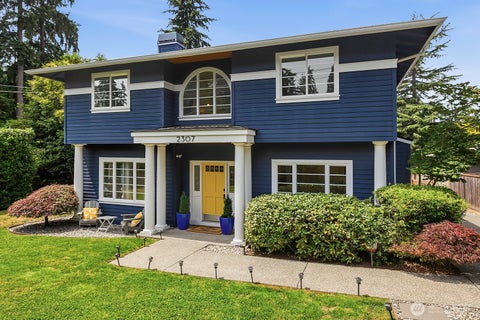 Photo of 2307 108th Avenue SE, Bellevue, WA 98004 (MLS # 2545116)