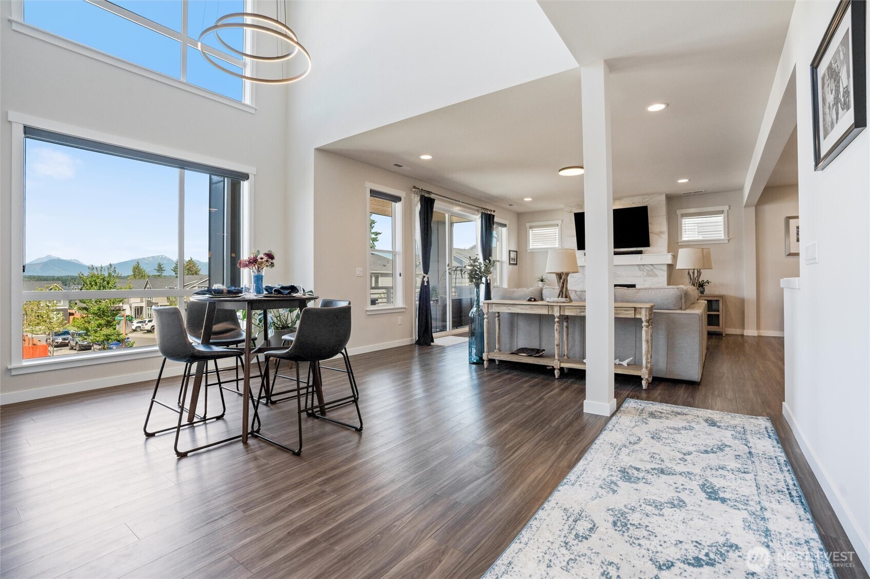 1940 NW Rustling Fir Lane