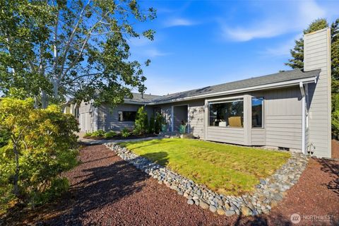 Photo of 3231 N Narrows Drive, Tacoma, WA 98407 (MLS # 2528641)