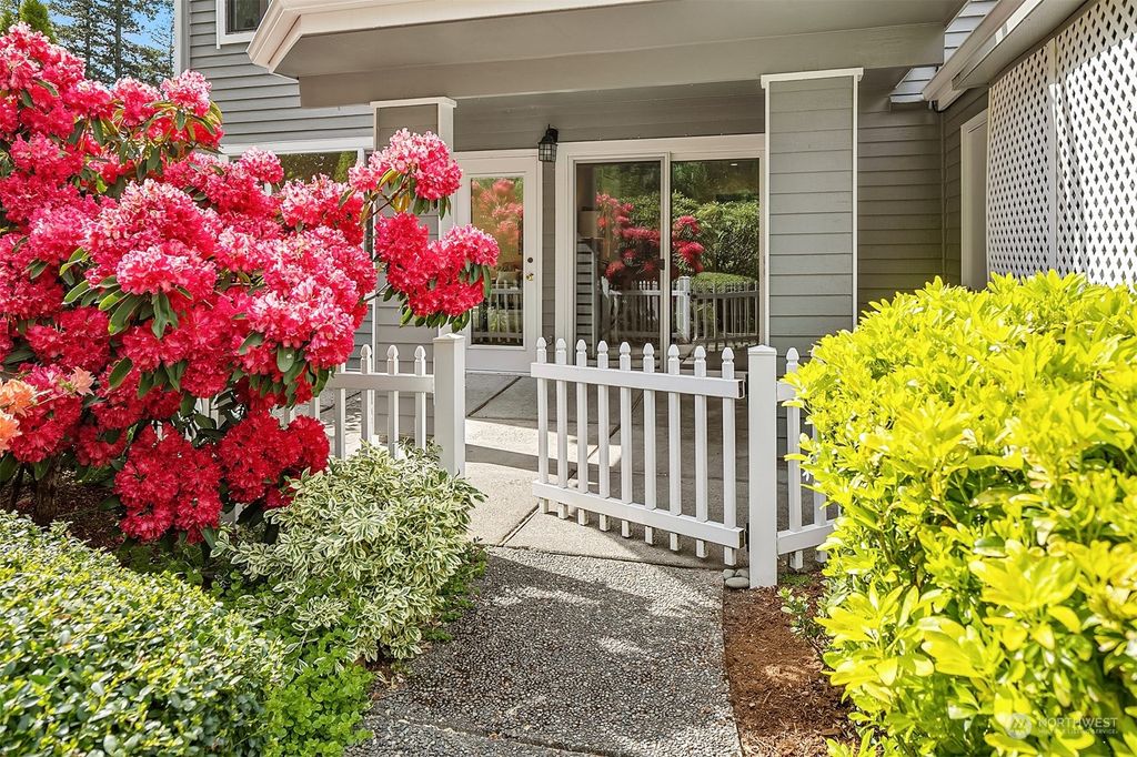 Photo of 4244 220th Place SE #1097, Issaquah, WA 98029 (MLS # 2068208)