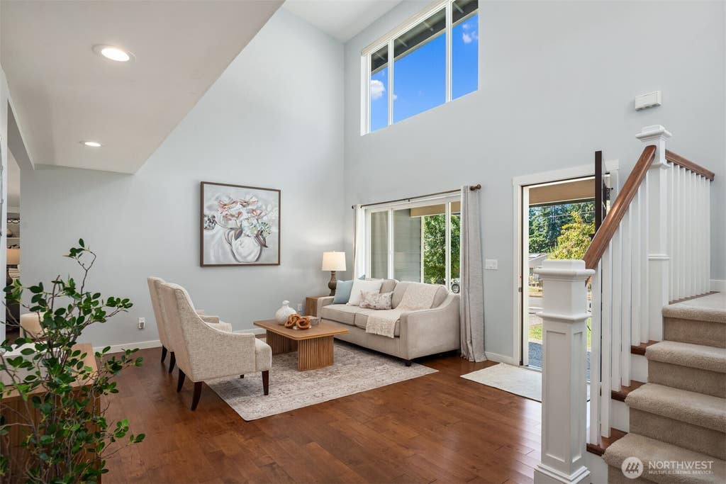 Photo of 9210 171st Avenue NE, Redmond, WA 98052 (MLS # 2547181)