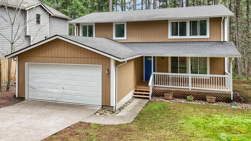 Photo of 22518 Bluewater Drive SE, Yelm, WA 98597 (MLS # 2467337)