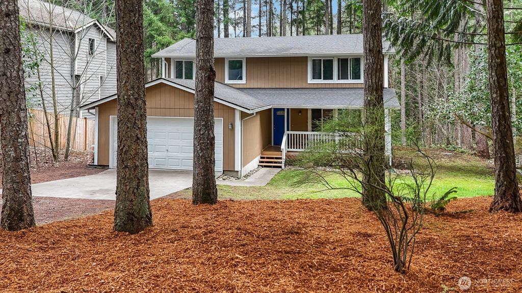 Photo of 22518 Bluewater Drive SE, Yelm, WA 98597 (MLS # 2467337)