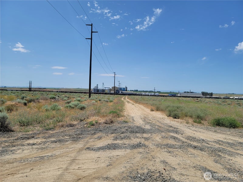 0 Parcel # 061146000- NNA 6th Street W
