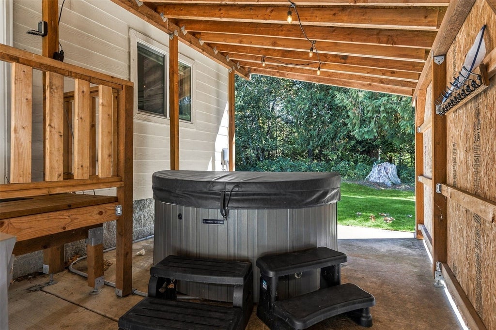 Photo of 119 Belcher Road, Randle, WA 98377 (MLS # 2594933)