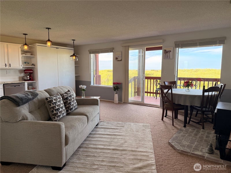 1317 Ocean Shores Boulevard SW 2
