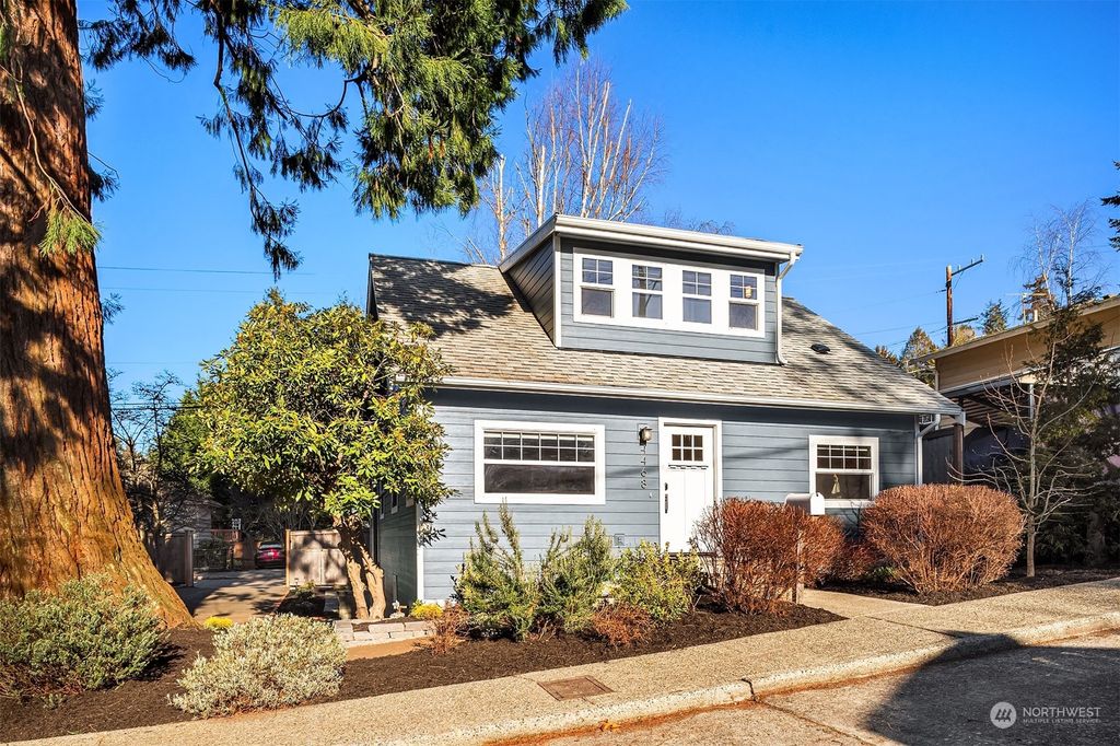 Photo of 4468 SW Kenyon Place, Seattle, WA 98136 (MLS # 2324497)