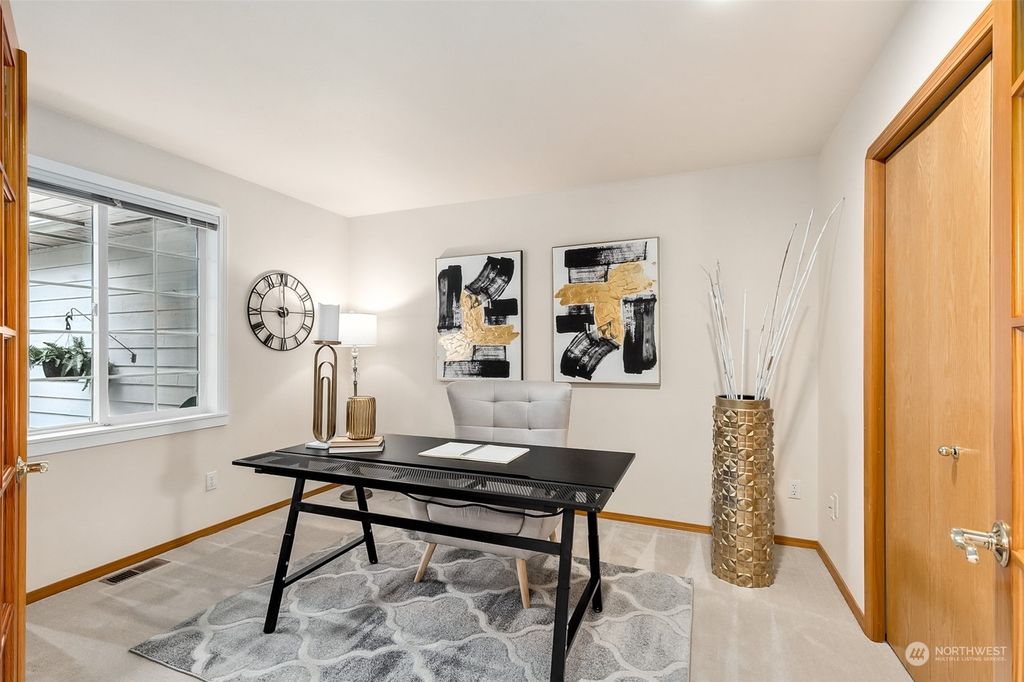 listing image 9367920009418404277