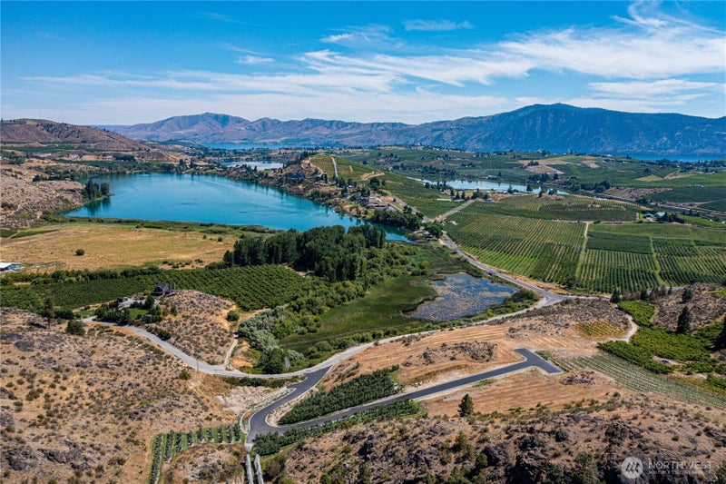 0 Lainey Lane
