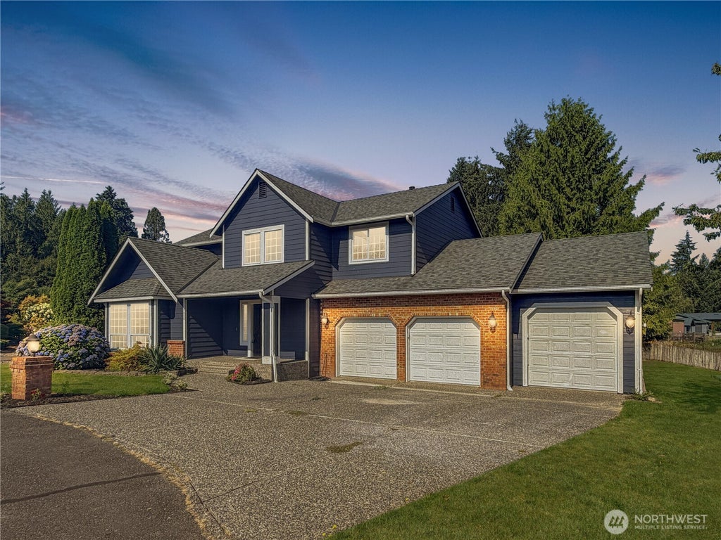 Photo of 18608 117th Avenue SE, Snohomish, WA 98296 (MLS # 2562425)