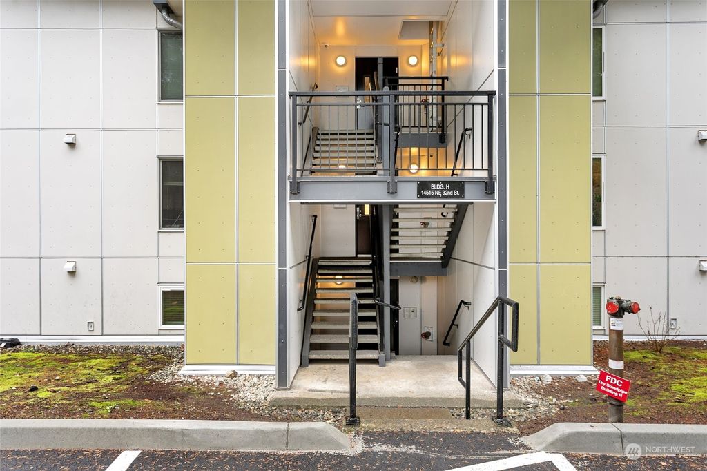 Photo of 14510 NE 31st Street #H206, Bellevue, WA 98007 (MLS # 2171510)