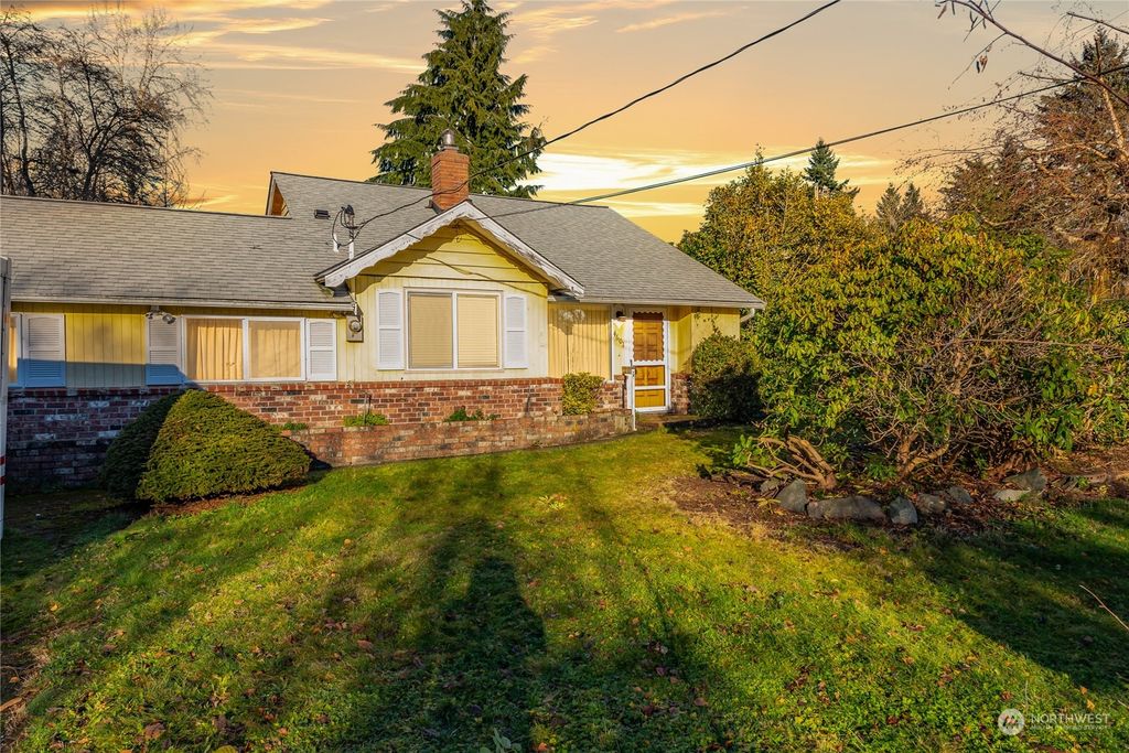 Photo of 4601 226th Street SW, Mountlake Terrace, WA 98043 (MLS # 2185623)