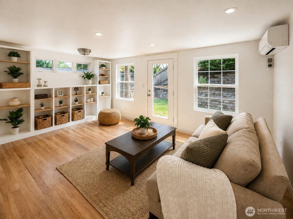 Photo of 8183 NE 165th Street, Kenmore, WA 98028 (MLS # 2567652)