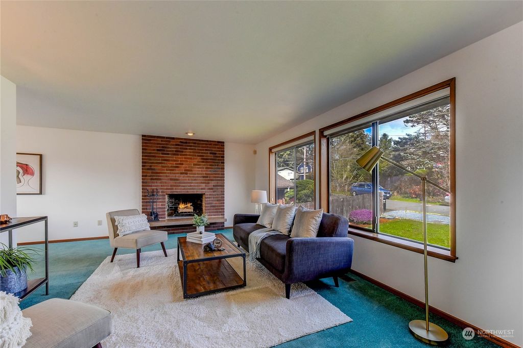 Photo of 3025 SW 110th Street, Seattle, WA 98146 (MLS # 2052645)