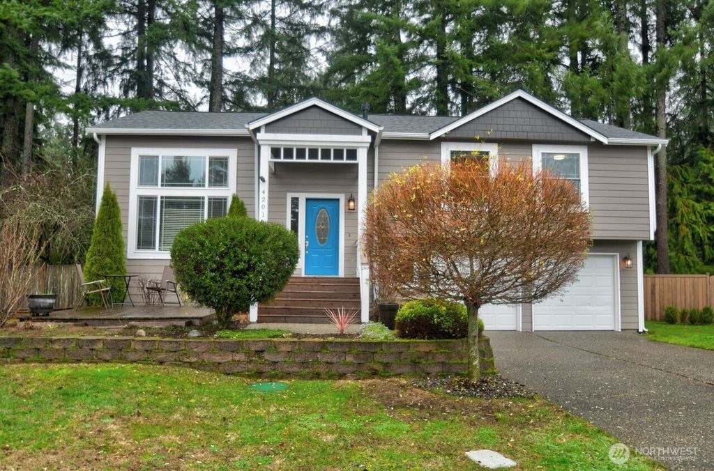 Photo of 4201 Arbor Court SE, Lacey, WA 98503 (MLS # 2460663)