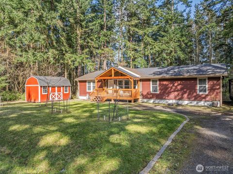 Photo of 371 Sunset Drive, Oak Harbor, WA 98277 (MLS # 2497801)