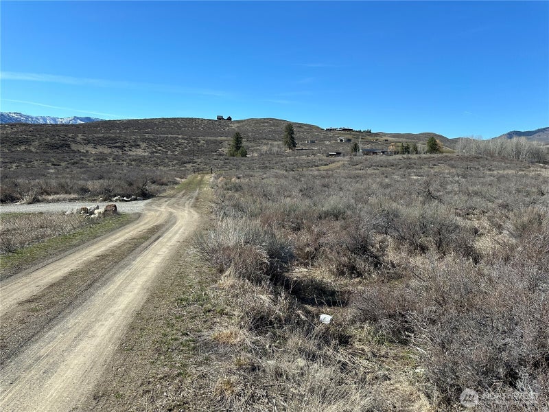 81 W Chewuch Road