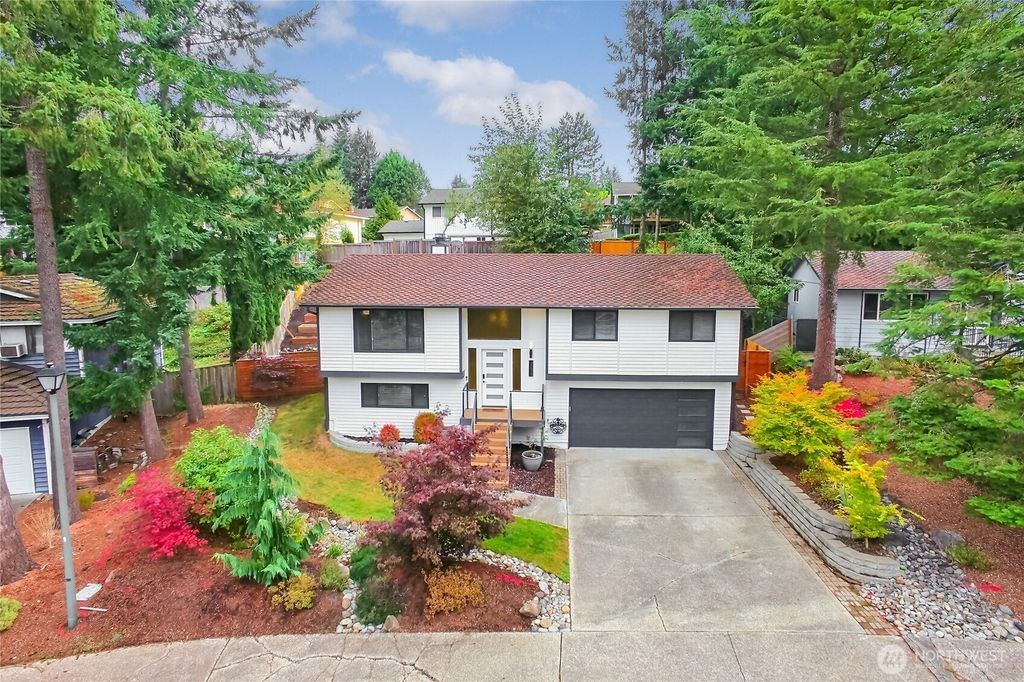 Photo of 15638 SE 175th Street, Renton, WA 98058 (MLS # 2440682)