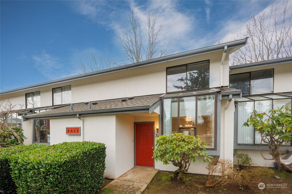 Photo of 4817 76th Street NE #35, Marysville, WA 98270 (MLS # 2320903)