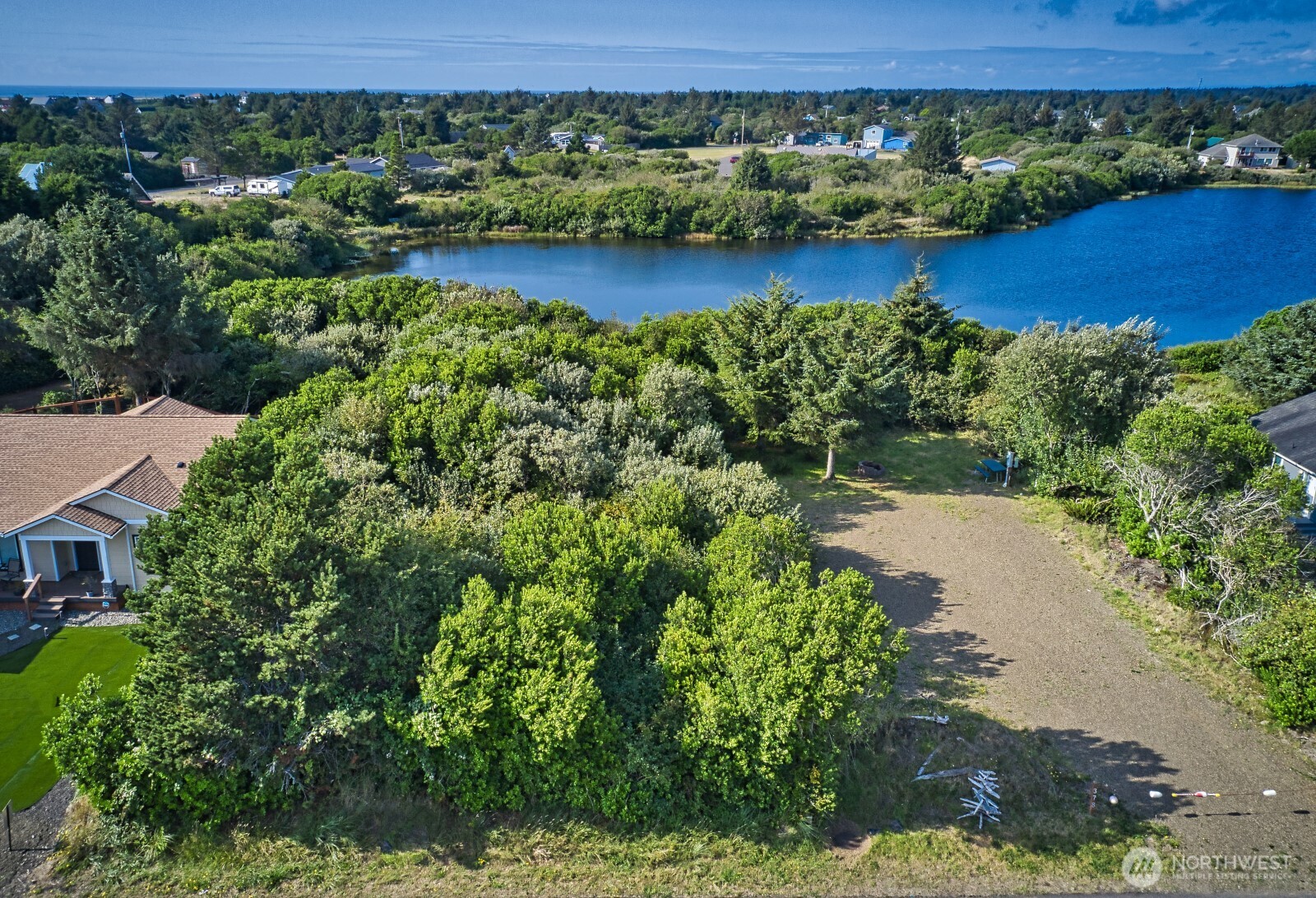 384 Marine View Drive SW