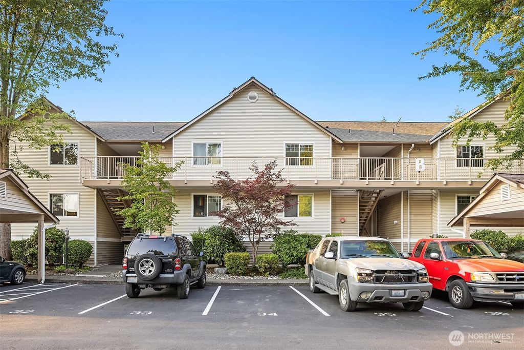 Photo of 11527 Highway 99 #B303, Everett, WA 98204 (MLS # 2432918)