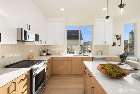 Photo of 5822 Lowell Larimer Street #B, Everett, WA 98208 (MLS # 2483811)