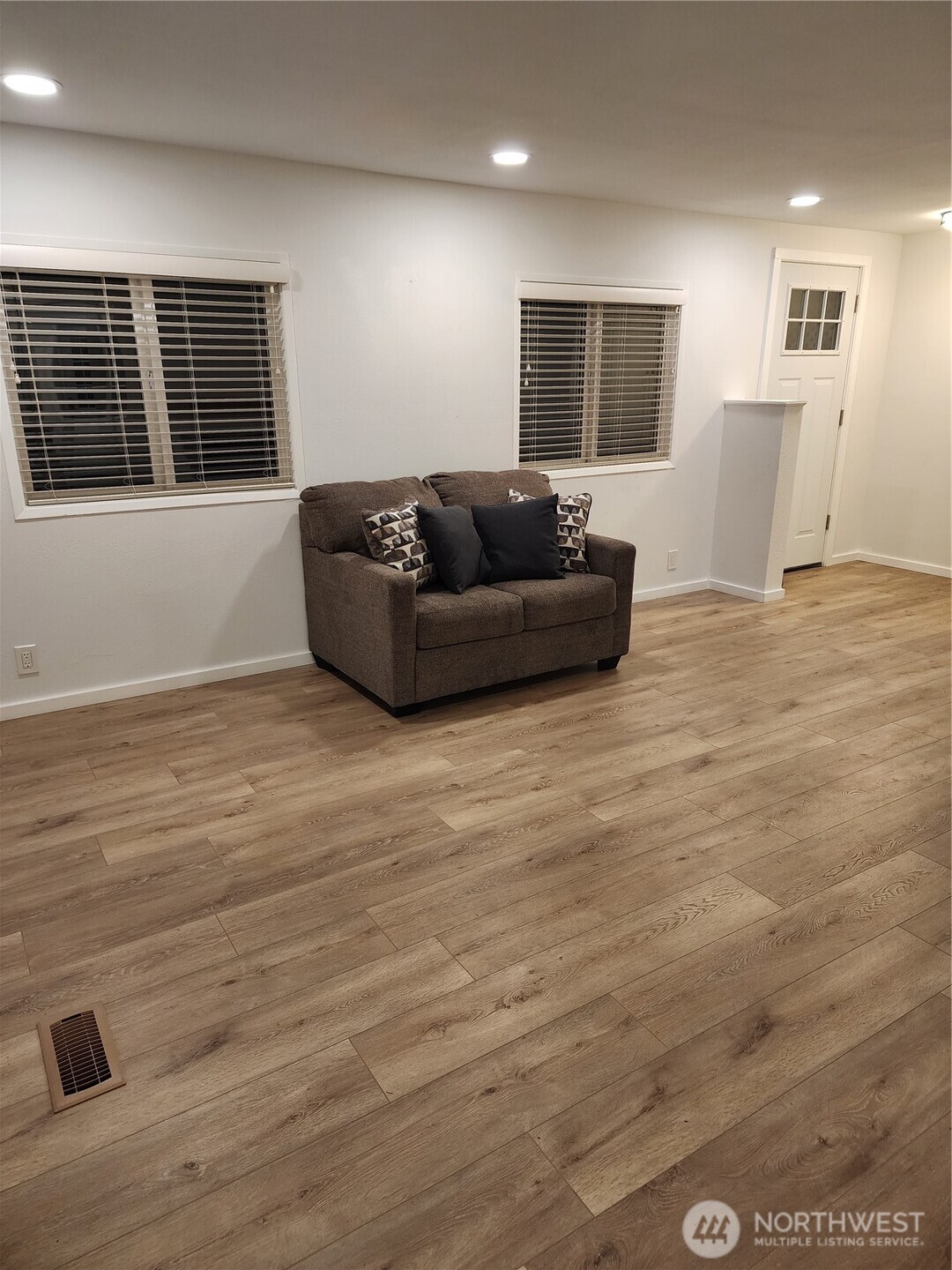 201 Union Avenue SE 43