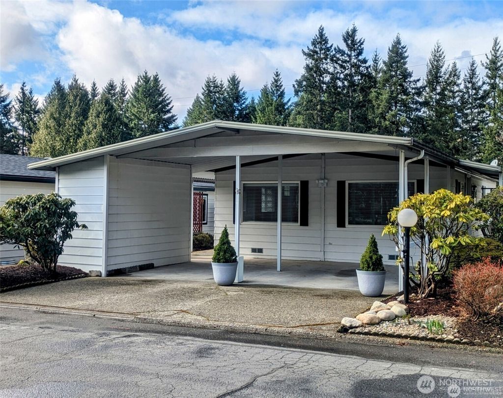Photo of 201 Union Avenue SE #43, Renton, WA 98059 (MLS # 2456547)