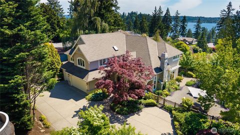 Photo of 502 95th Avenue NE, Bellevue, WA 98004 (MLS # 2525625)