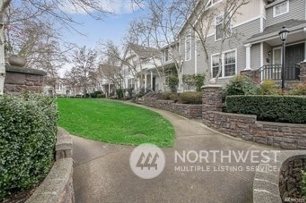 Photo of 22719 NE 5th Lane #88, Sammamish, WA 98704 (MLS # 2157546)