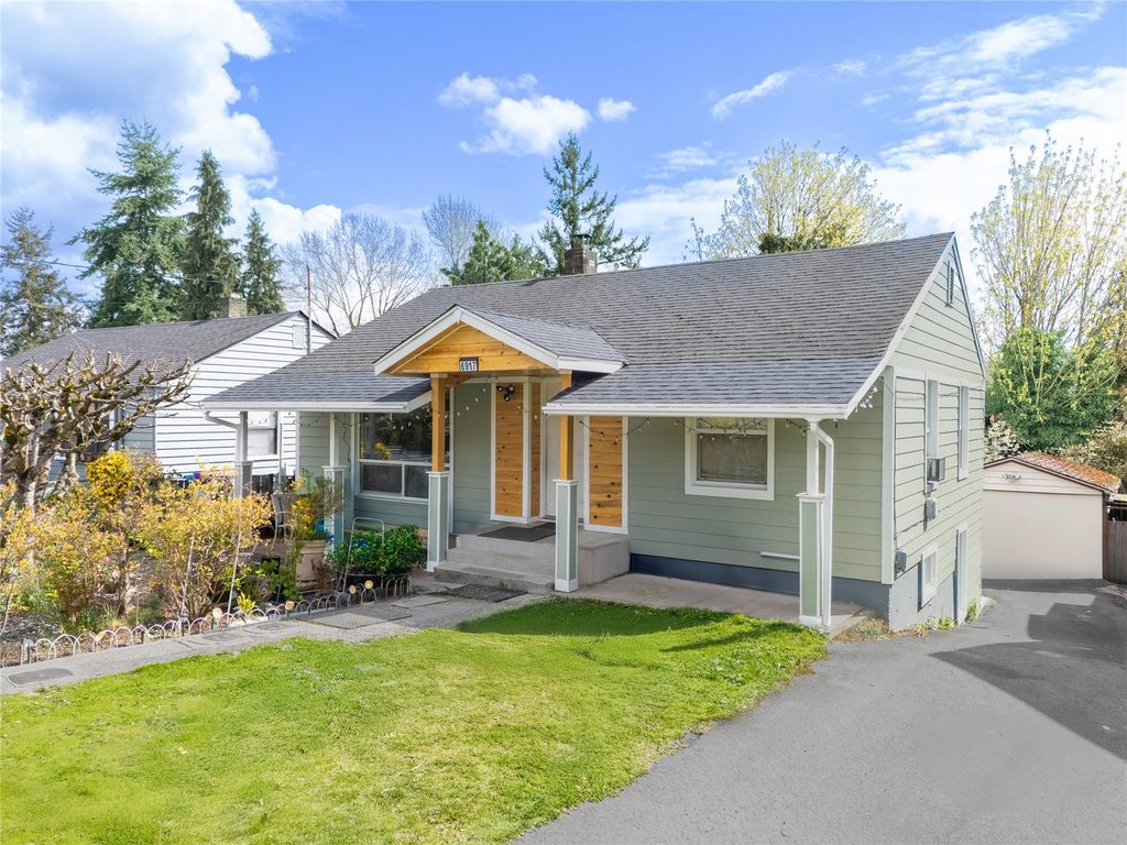 Photo of 6917 S 124th Street, Seattle, WA 98178 (MLS # 2361883)