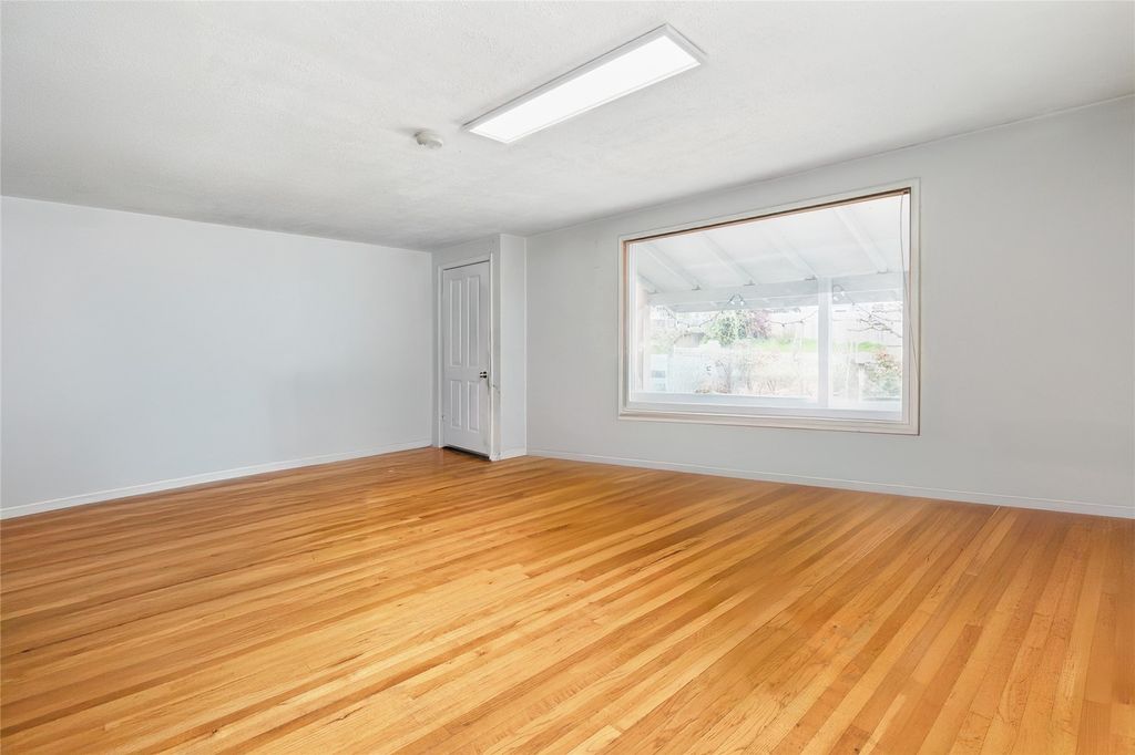 Photo of 6917 S 124th Street, Seattle, WA 98178 (MLS # 2361883)
