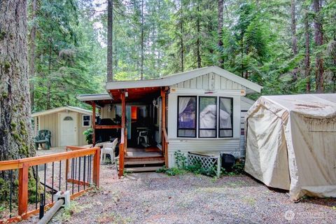 Photo of 164 6 Chanterelle Drive, Deming, WA 98244 (MLS # 2411650)